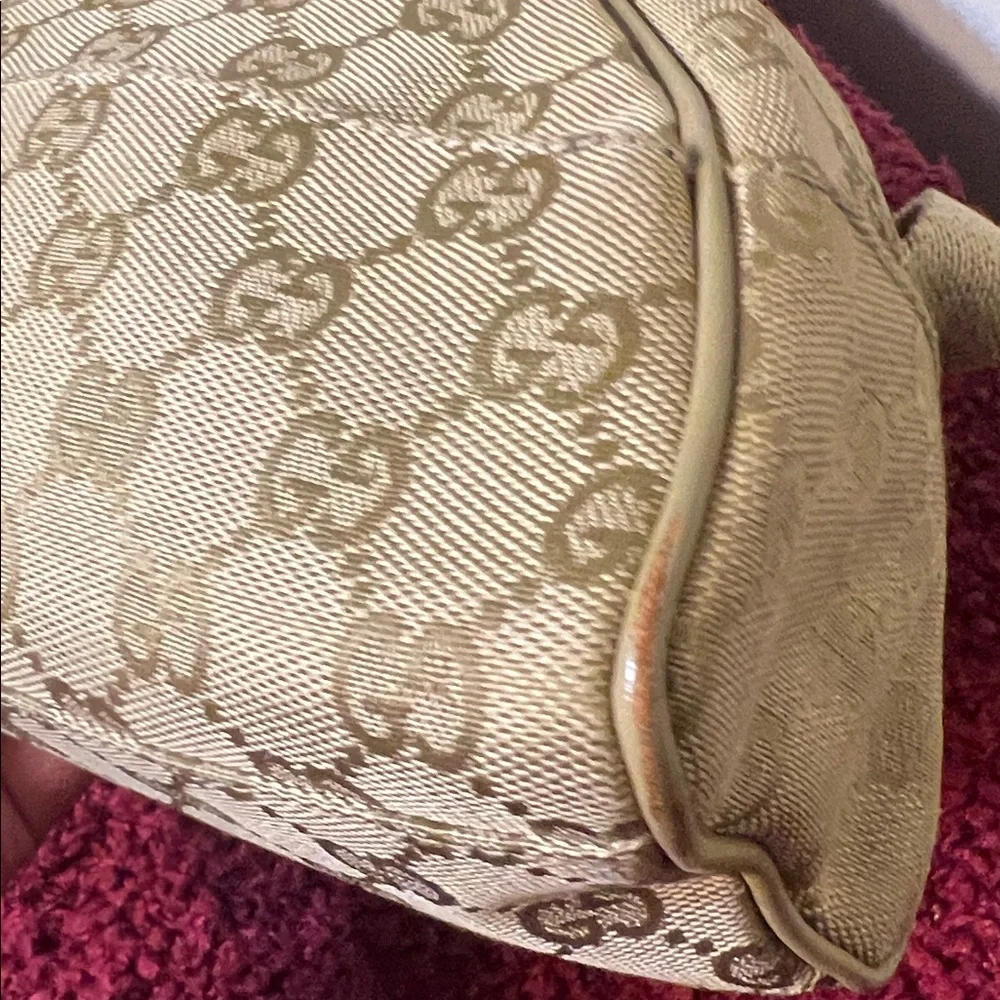 GUCCI authentic VINTAGE MONOGRAM HALF MOON MINI POUCHETTE BAG - Picture 13 of 17